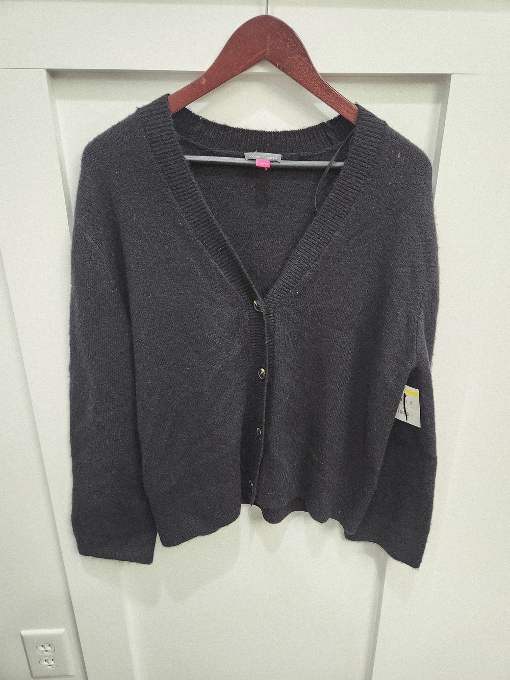 Vince Camuto Black V-Neck Button-Front Cardigan